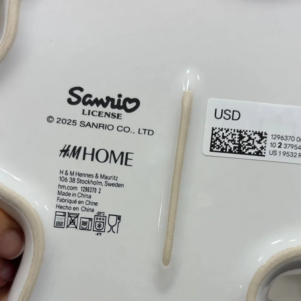 Limited edition Hello Kitty catch all ceramic tray collab with H&M